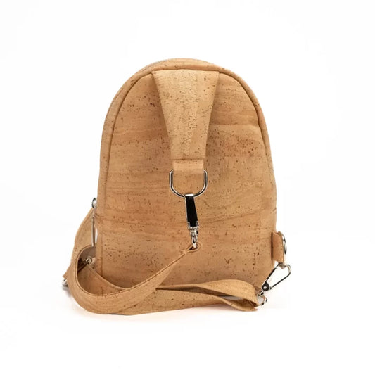 Mini-Trekkingrucksack aus Naturkork mit braunem Laser.