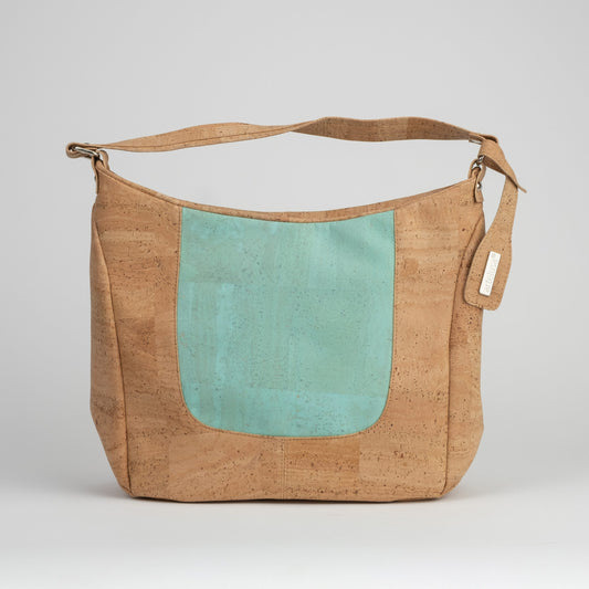 Umhängetasche aus Naturkork mit karibisch-grünem Panel