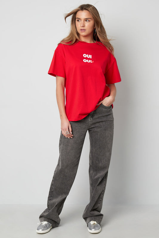 baumwolle-damen-oversized-tshirt-am-model-oui-print