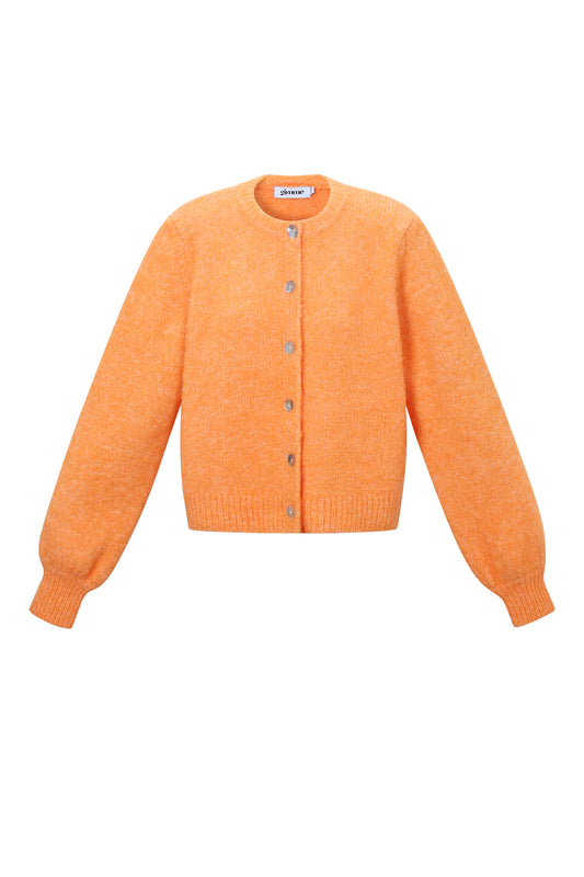gestrickte-cardigan-damen-frontansicht