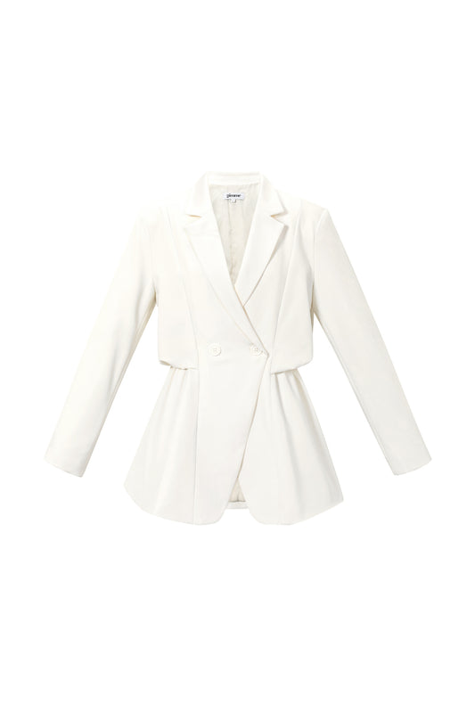 massgeschneiderter-blazer-damen-frontansicht
