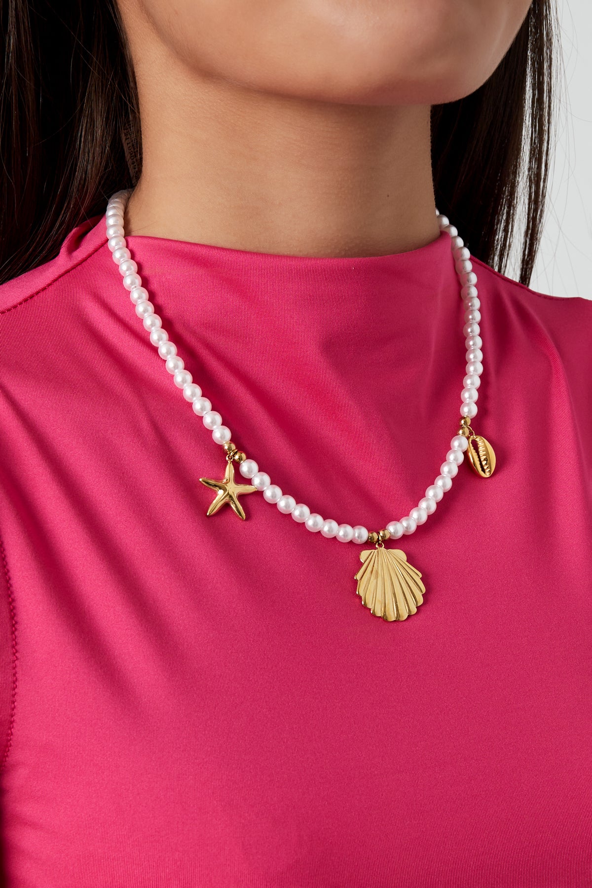 Perlenkette mit Meeresanhängern - Goldfarben