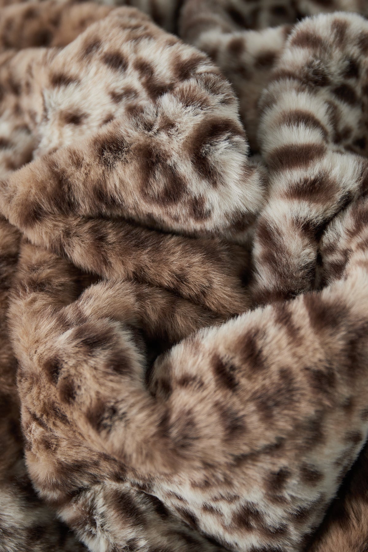 Polyester Kunstfell Damenjacke Leopardenmuster Wärmend und Gemütlich