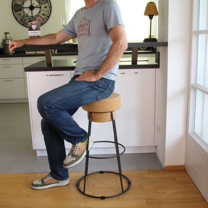 verKORKst Premium Barhocker aus Kork und Metall Individualisierbar Stopper Hocker  Bar Stool