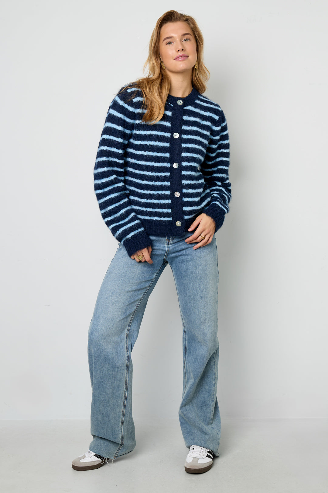 Gestreifter Cardigan