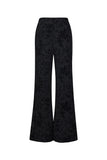Mesh-Hose mit floralem Wildledermuster – passend zum Outfit