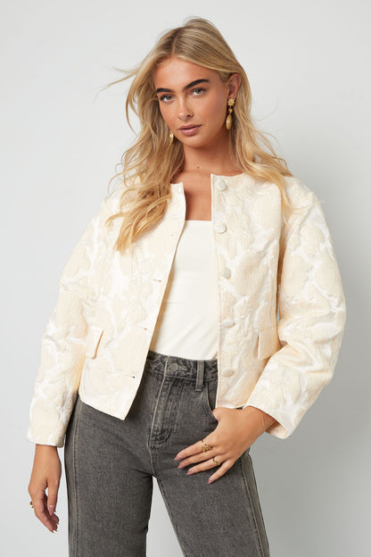 die-ava-jacke-damen-street-elegant-back-view