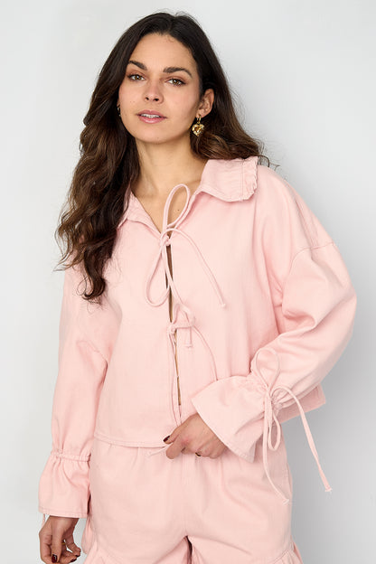 die-kiana-jacke-damen-elegant-side-view-fit