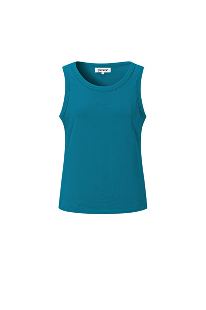 essentielles-top-damen-elegant-minimal-style-look