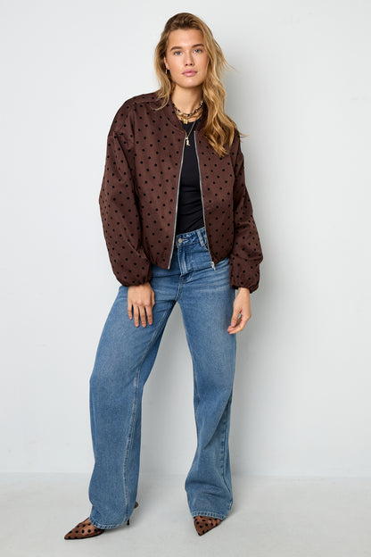 gepunktete-jacke-damen-polka-dot-close-detail