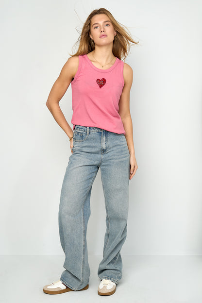 glaenzendes-herz-top-damen-elegant-side-view-fit