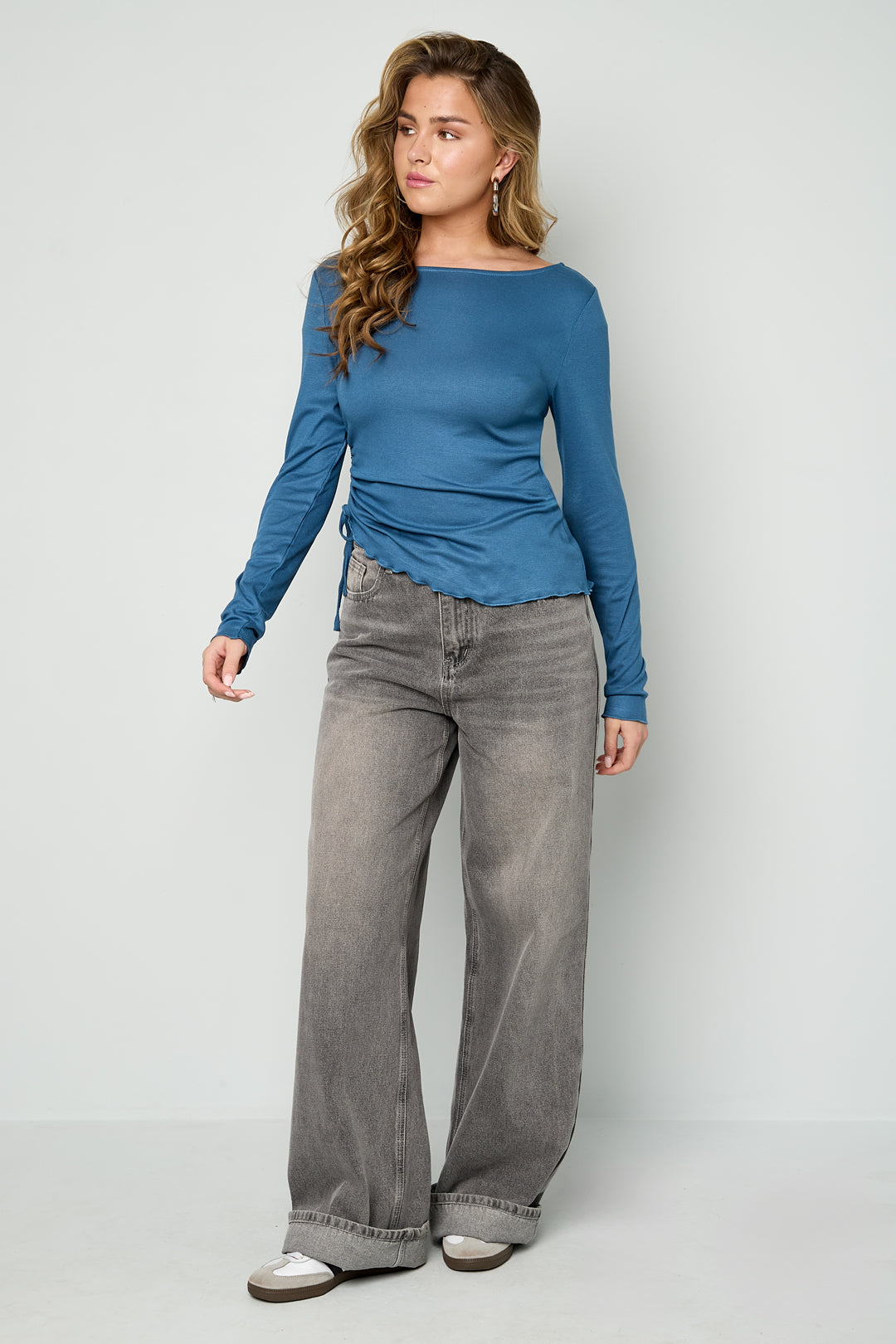 langarmshirt-mit-raffung-damen-elegant-casual-look-fashion
