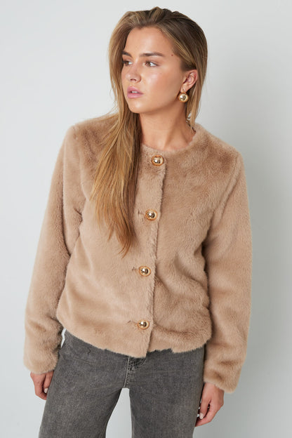webstoff-damenjacke-elegant-office-style-outfit