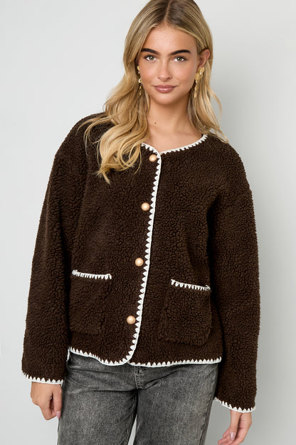 zoe-damen-jacke-elegant-close-fabric-detail