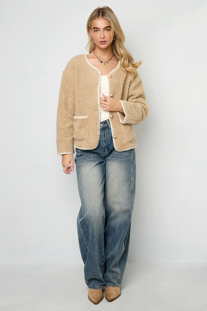 zoe-damen-jacke-elegant-model-wear-style