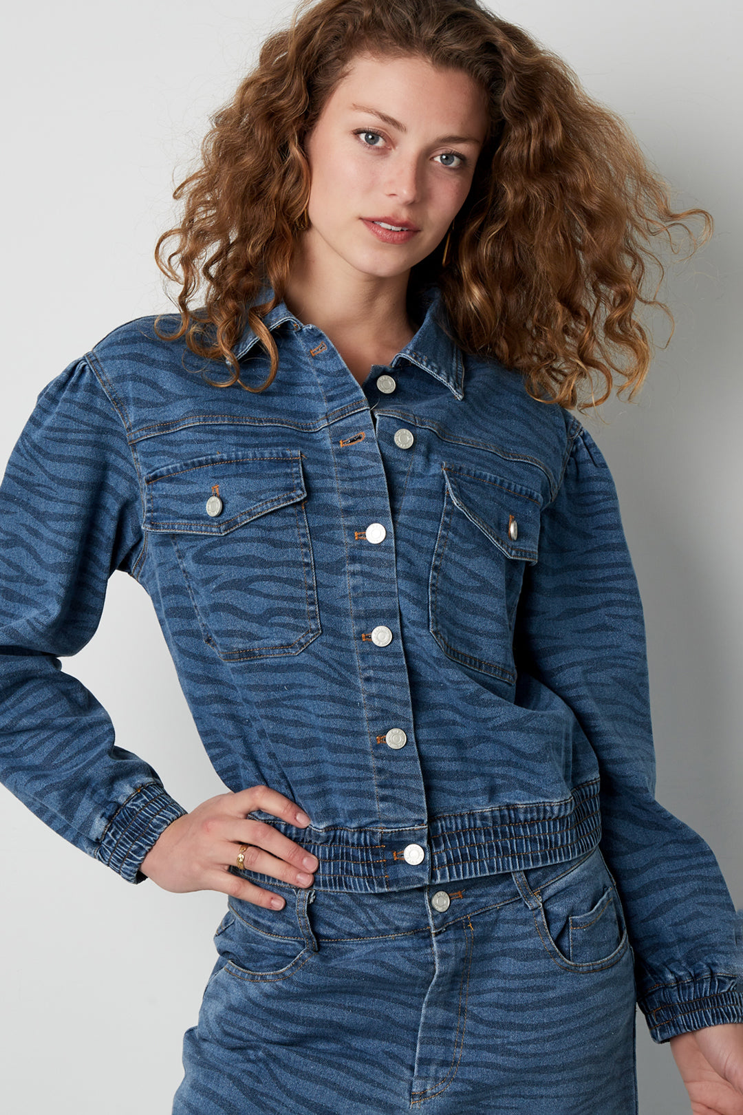 Denim Damenjacke Kurz Tiger-Stripe-Muster