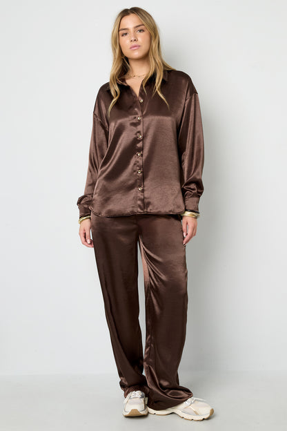basic-damenbluse-detailaufnahme