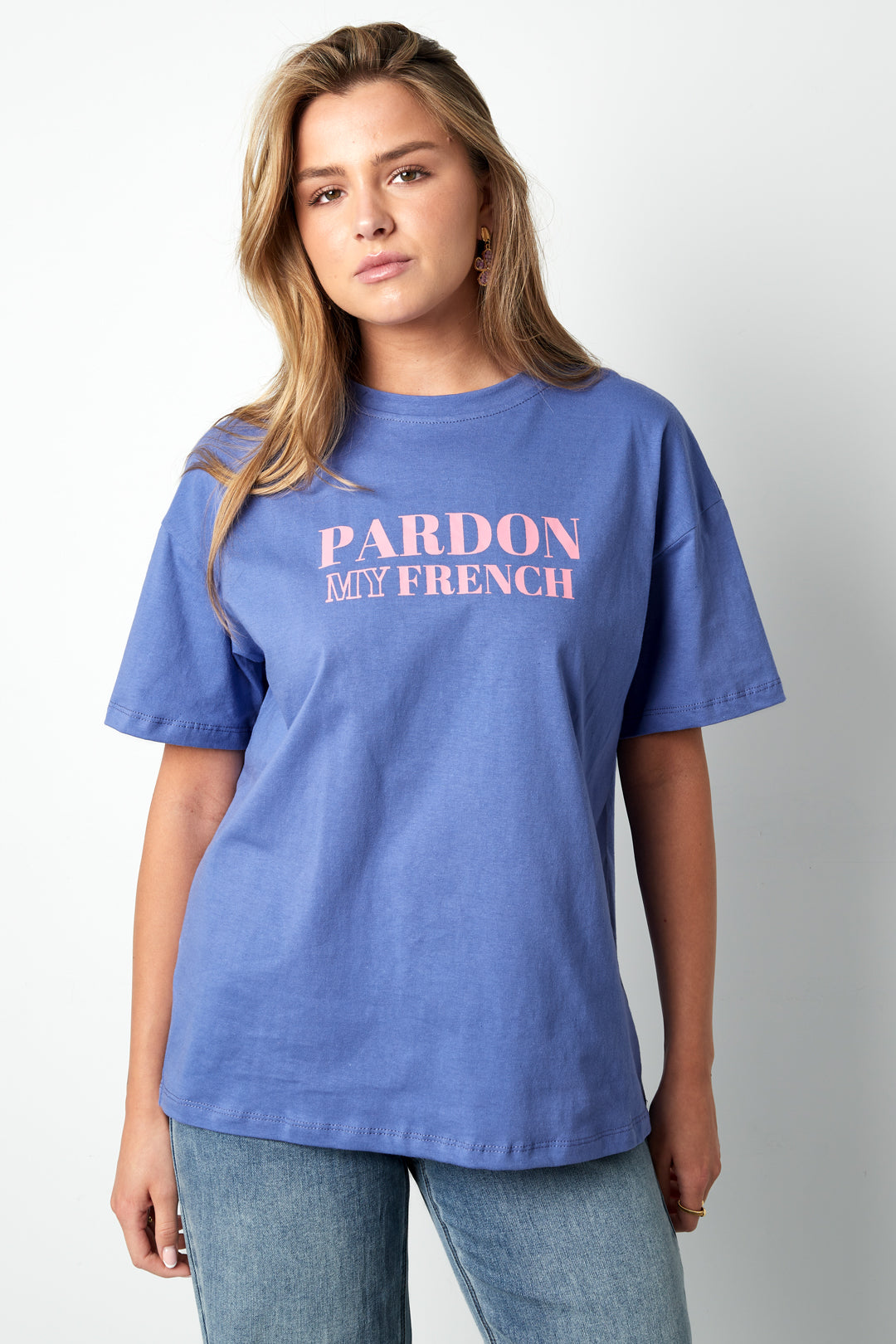 cotton-damen-t-shirt-am-model-casual-look