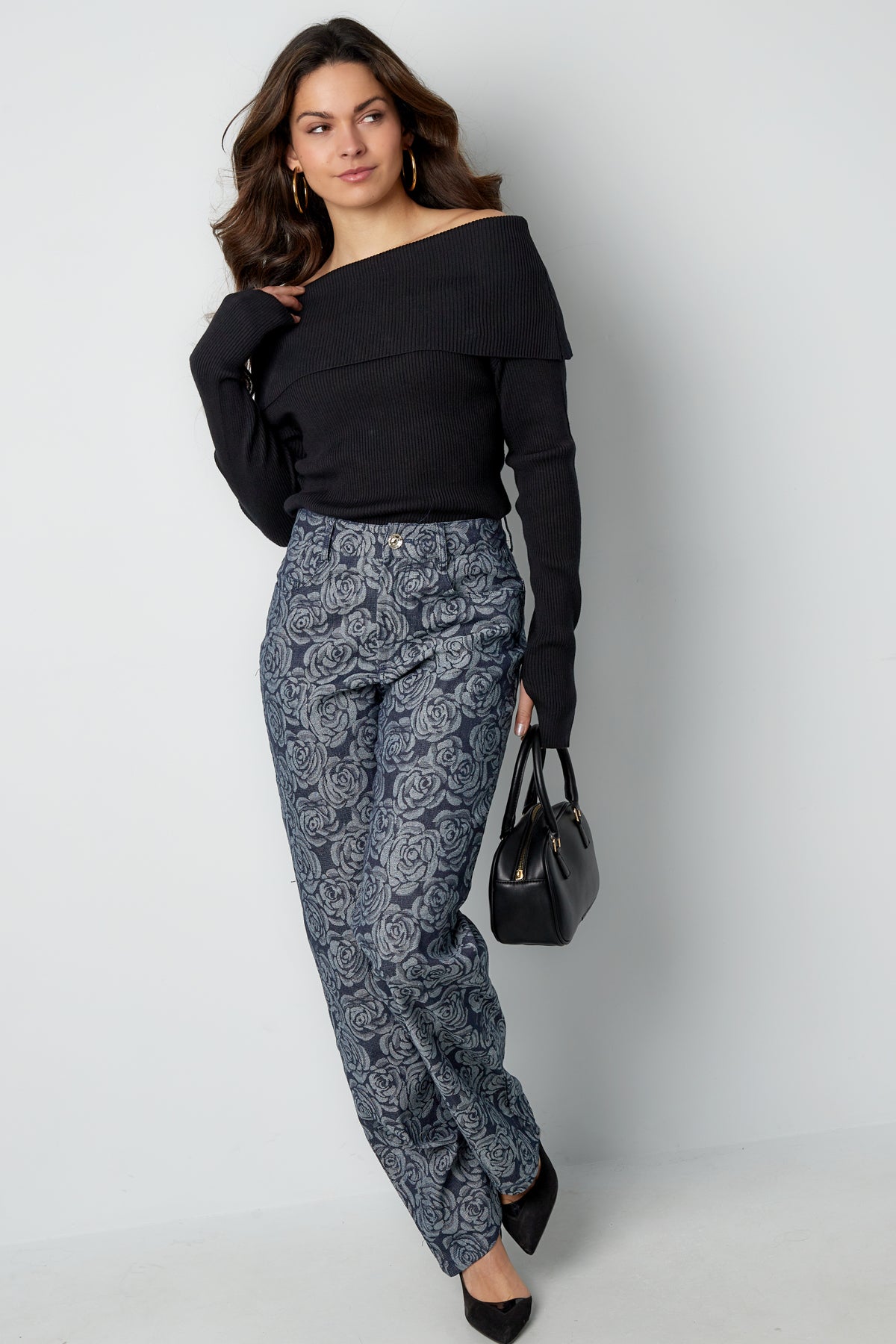 baumwollhose-floral-print-vorderansicht