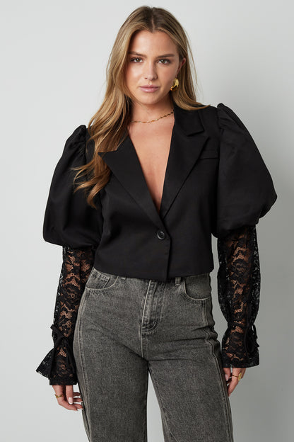 blazer-mit-spitzeinsatz-vorderansicht