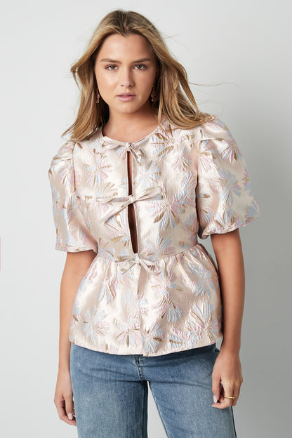 blumenmuster-kurzarm-top-damen-sommer-mode-leicht-stylisch