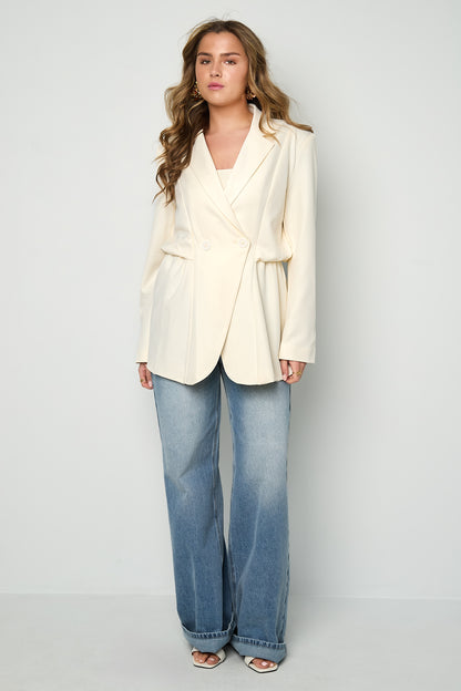 business-blazer-damen-detailaufnahme