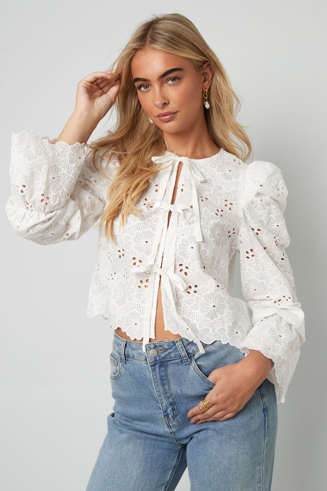 casual-cutout-damen-oberteil-vorderansicht