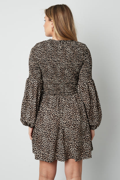 chic-leopard-minikleid-damen-look