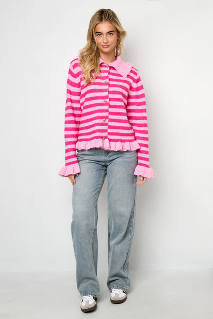 elegante-strickjacke-damen-gestreift-modern-stil-fashion-look