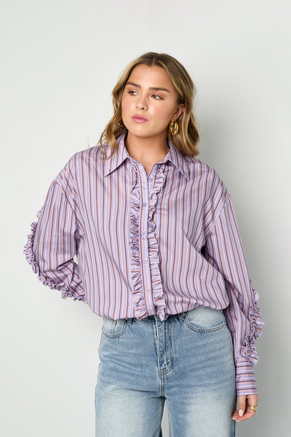 volan-rueschen-bluse-damen-vorderansicht