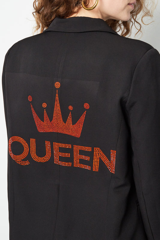 eleganter-blazer-damen-am-model