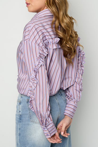 modische-rueschen-damen-bluse-fashion