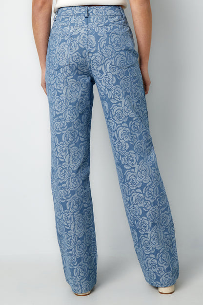 florale-baumwollhose-damen-look
