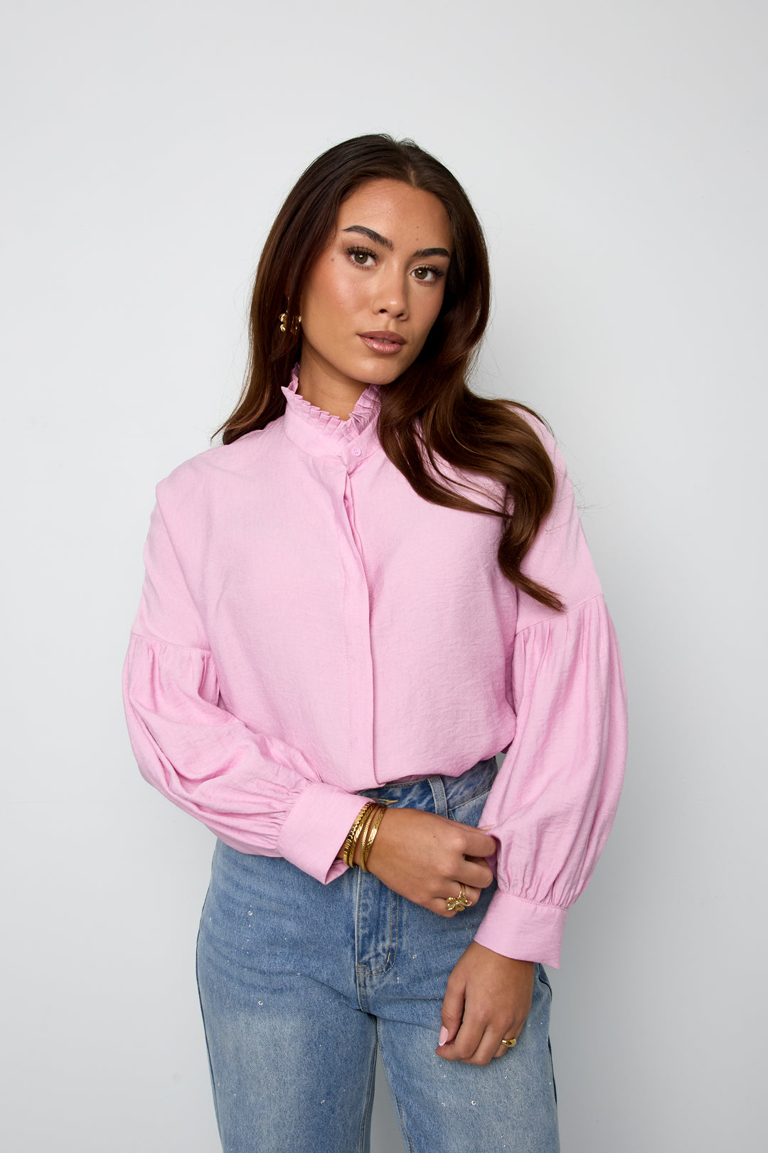 feminine-damenbluse-mit-puffaermeln