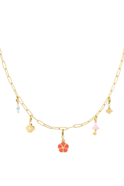 Nahaufnahme der hochwertigen DIY Halskette mit Blumen Motiv