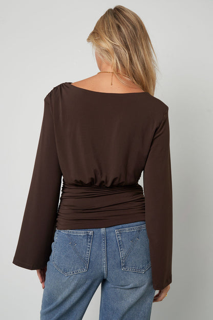 gewebte-polyesterfasern-damen-langarmshirt-close-up-material