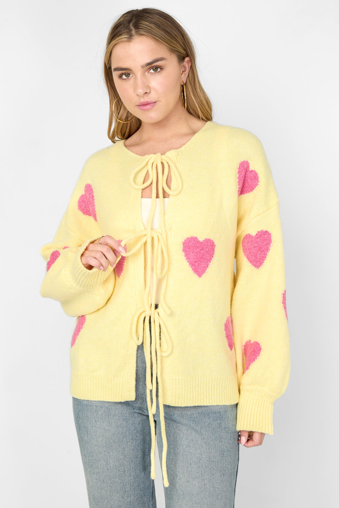 herz-cardigan-detailaufnahme