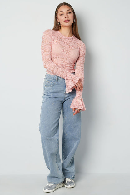 hellblaue-jeans-herz-detail