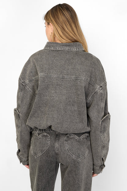jeansjacke-damen-seitenansicht