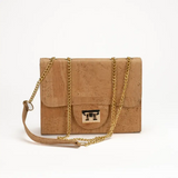 Kork Schultertasche in Tabak mit goldener Kette und elegantem Design