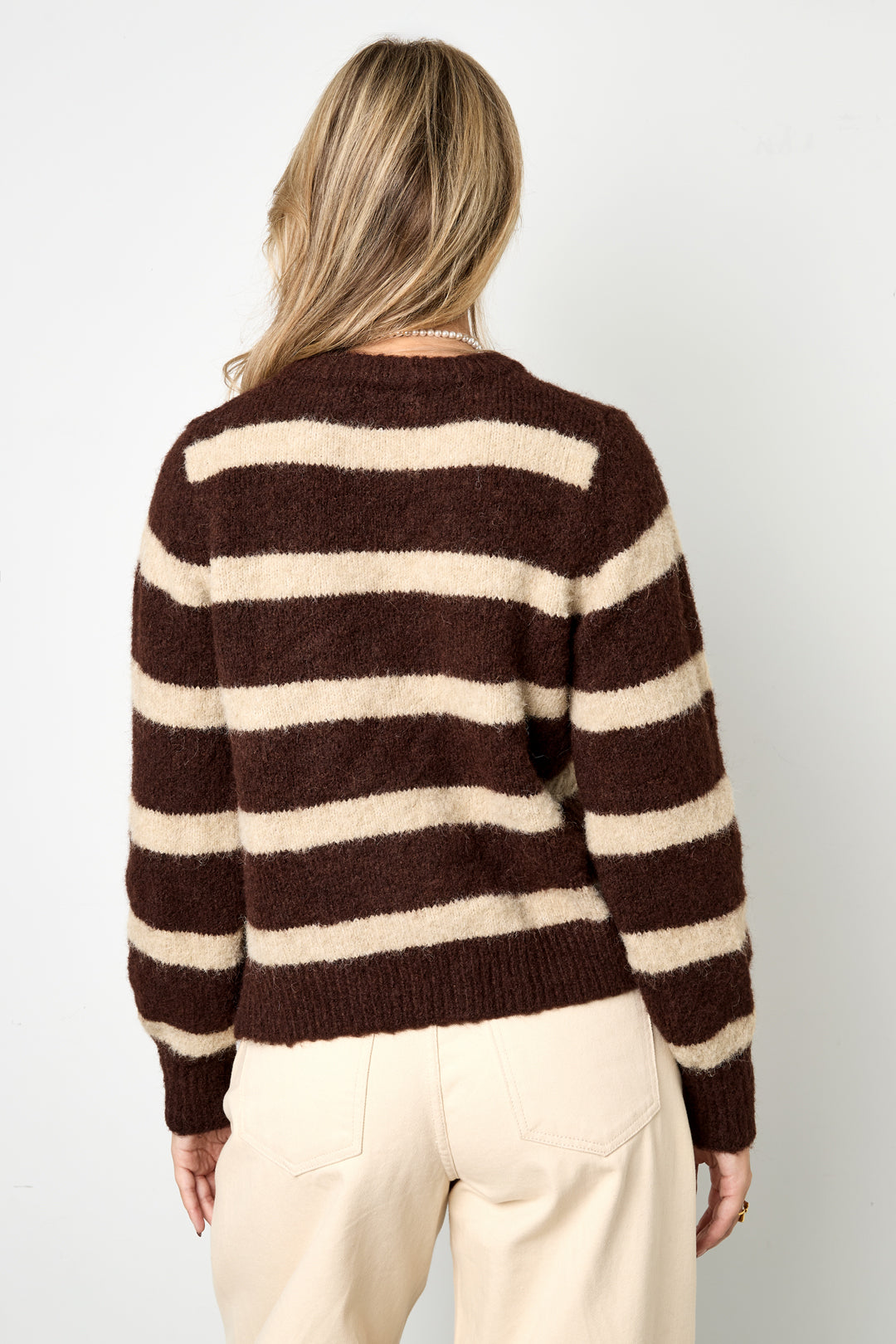 modern-casual-cardigan-damen