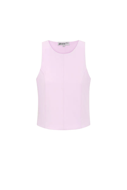 modernes-basic-top-fuer-damen-styling
