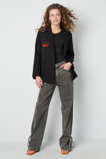 premium-anzugjacke-damen-look