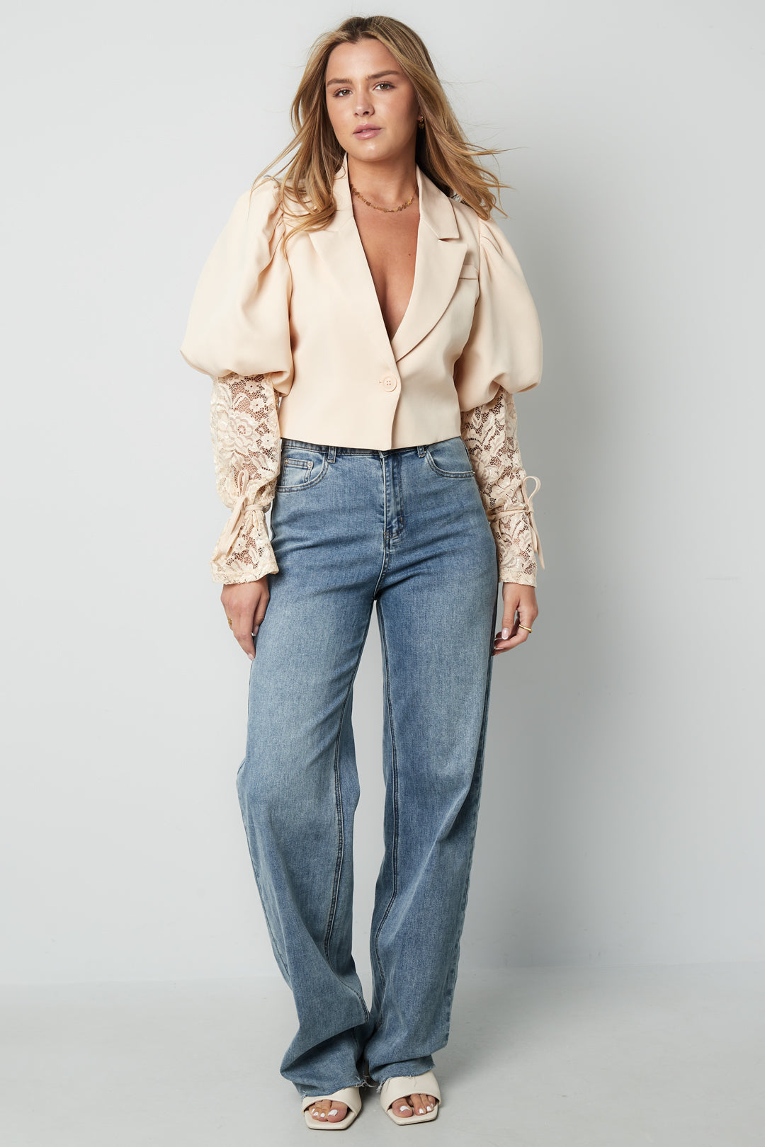 puffaermel-blazer-detailaufnahme