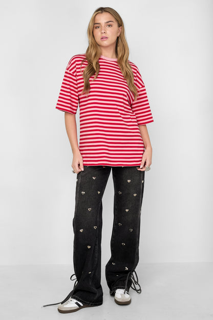 street-style-bunt-gestreiftes-tshirt
