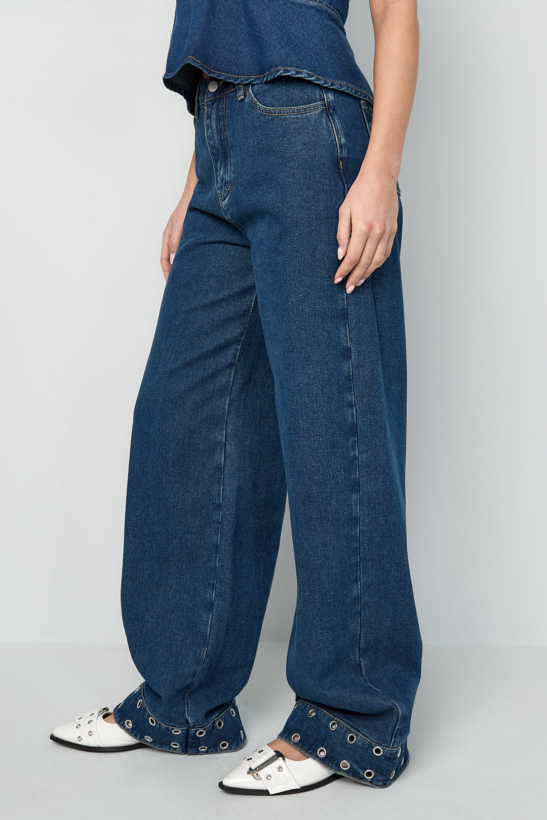 streetwear-jeans-outfit-damen