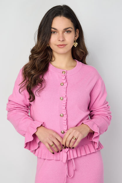 strick-cardigan-damen-detailaufnahme