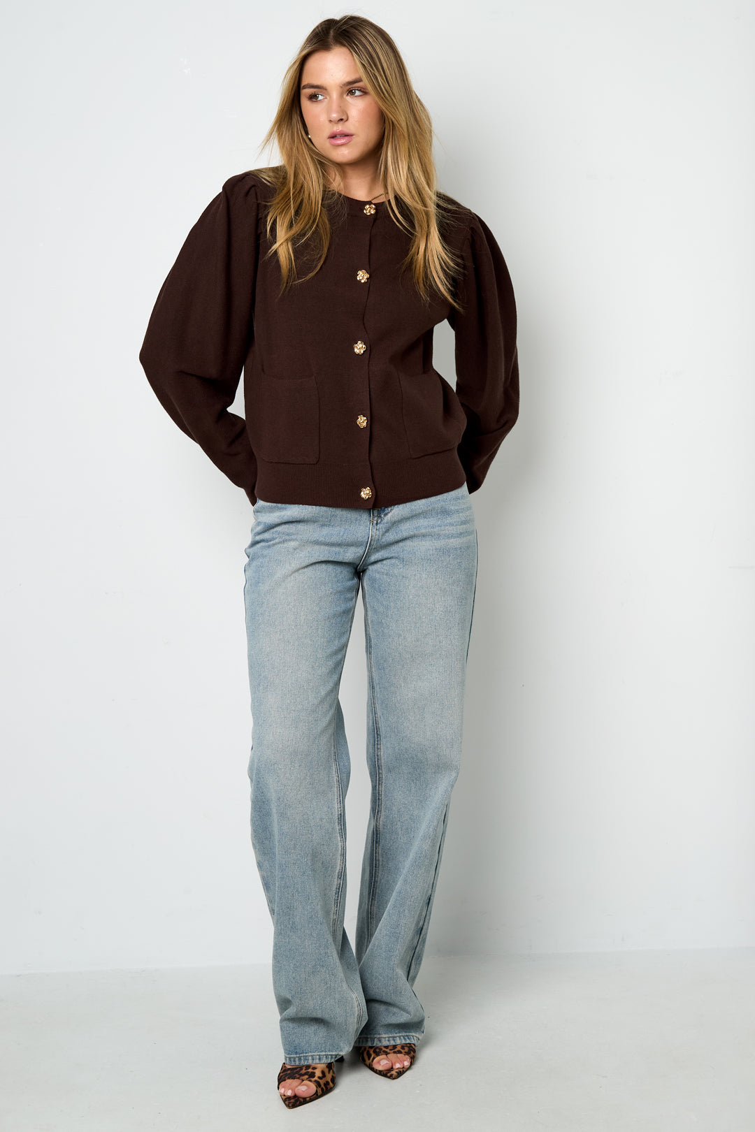 viskose-cardigan-damen-einfarbig-herbst-winter-elegant-stil-modern-fashion