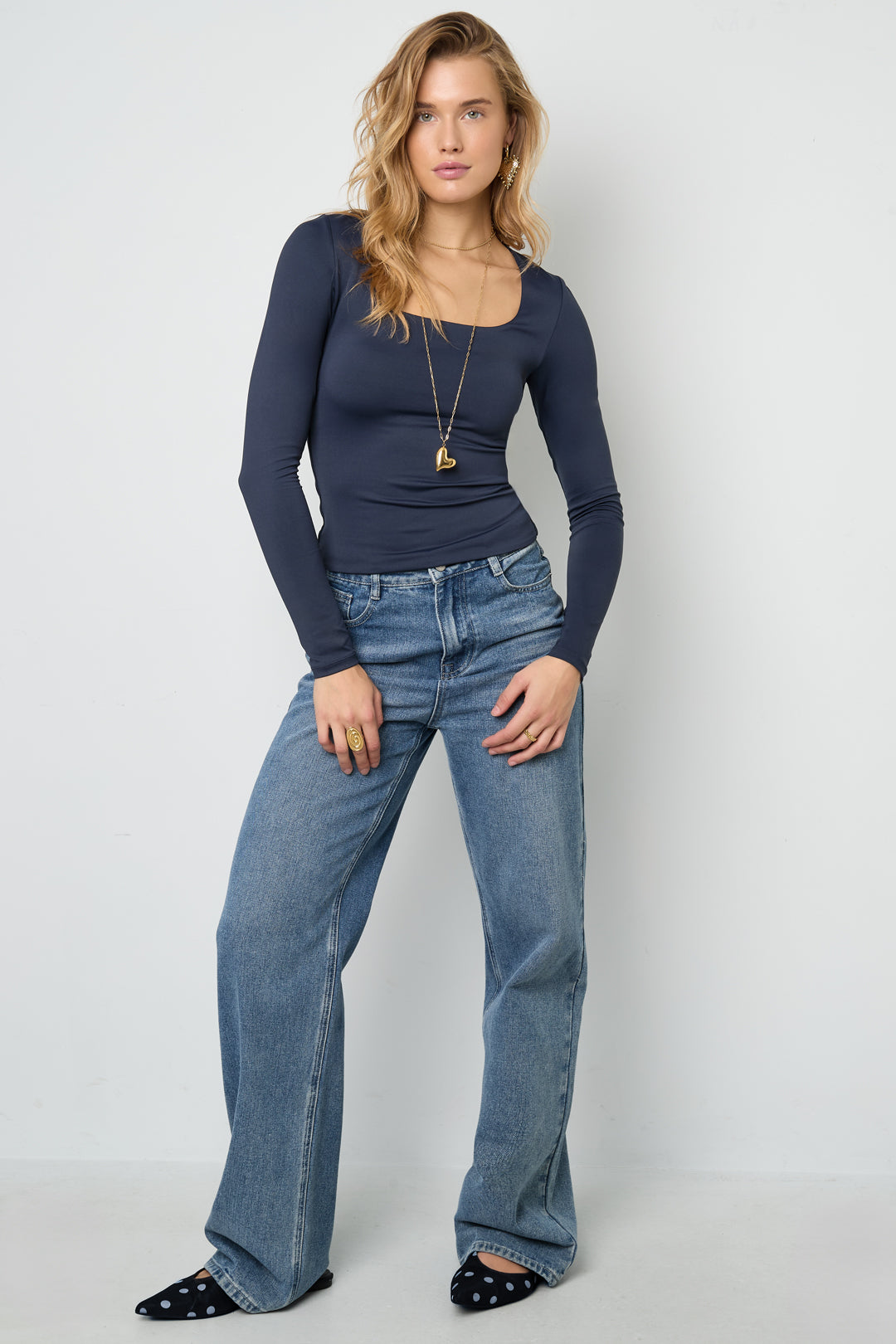 weiches-gestricktes-damen-top-langarm-mode-stylisch-modern